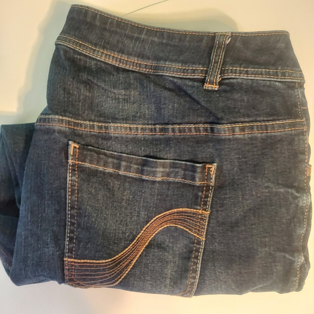 Lane Bryant Denim Capri Genius Fit Women's Size 22 Blue Dark Wash